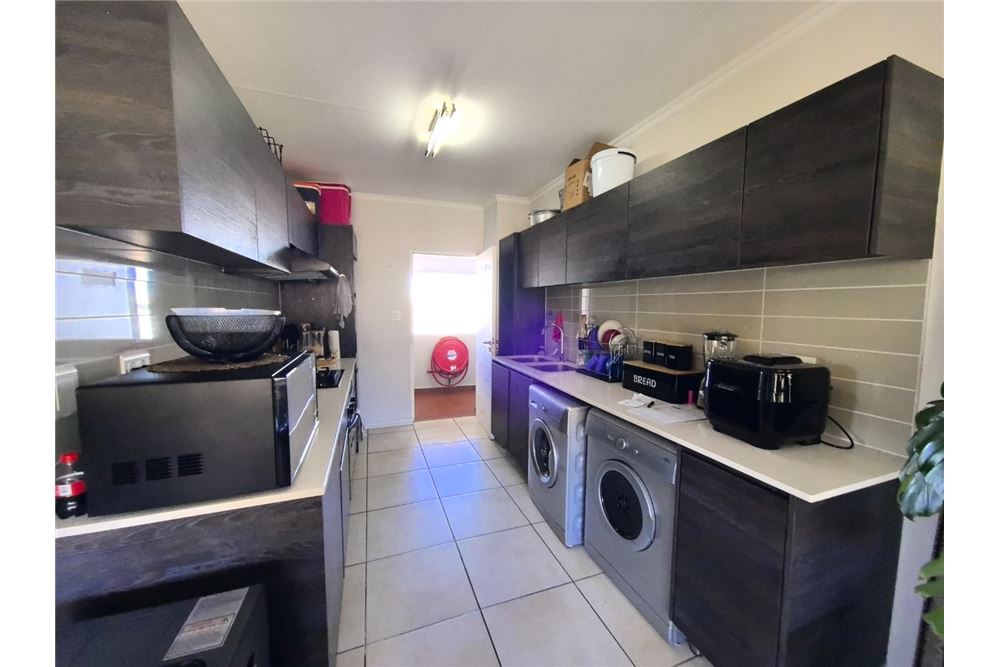 住宅 - 联排别墅 - Oakdene, Gauteng - South Africa - 4 - 1031005001-66