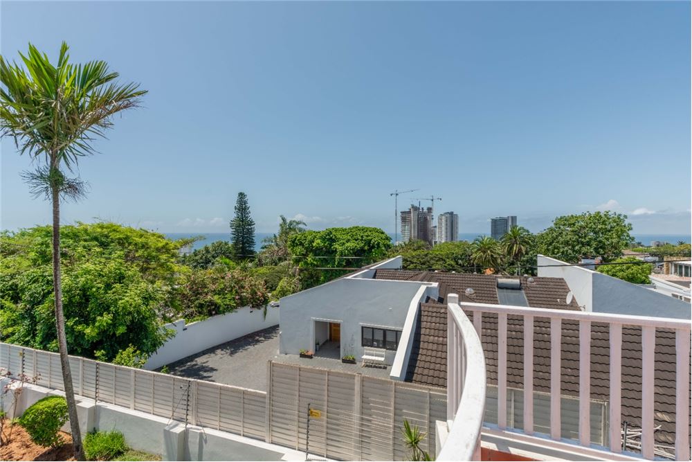 Residential - House - Umhlanga Rocks, KwaZulu Natal - South Africa - 58 - 1031465073-75