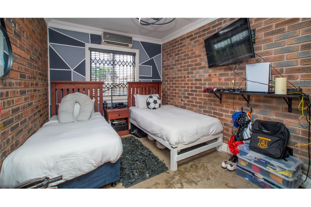 Residential - House - Sherwood, KwaZulu Natal - South Africa - 27 - 1031465050-119