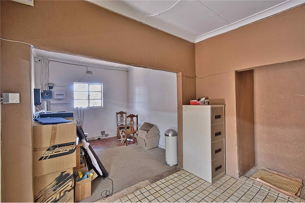 Comercial - Comercio/Tienda - Pretoria North, Gauteng - South Africa - 26 - 1031414001-131