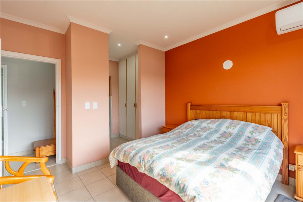 Elamine - Korter - Umdloti Beach, KwaZulu Natal - South Africa - 29 - 1031465051-337