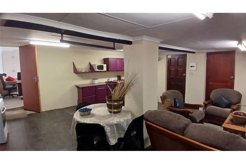 Residencial - Granja - Gerardsville, Gauteng - South Africa - 84 - 1031414116-90
