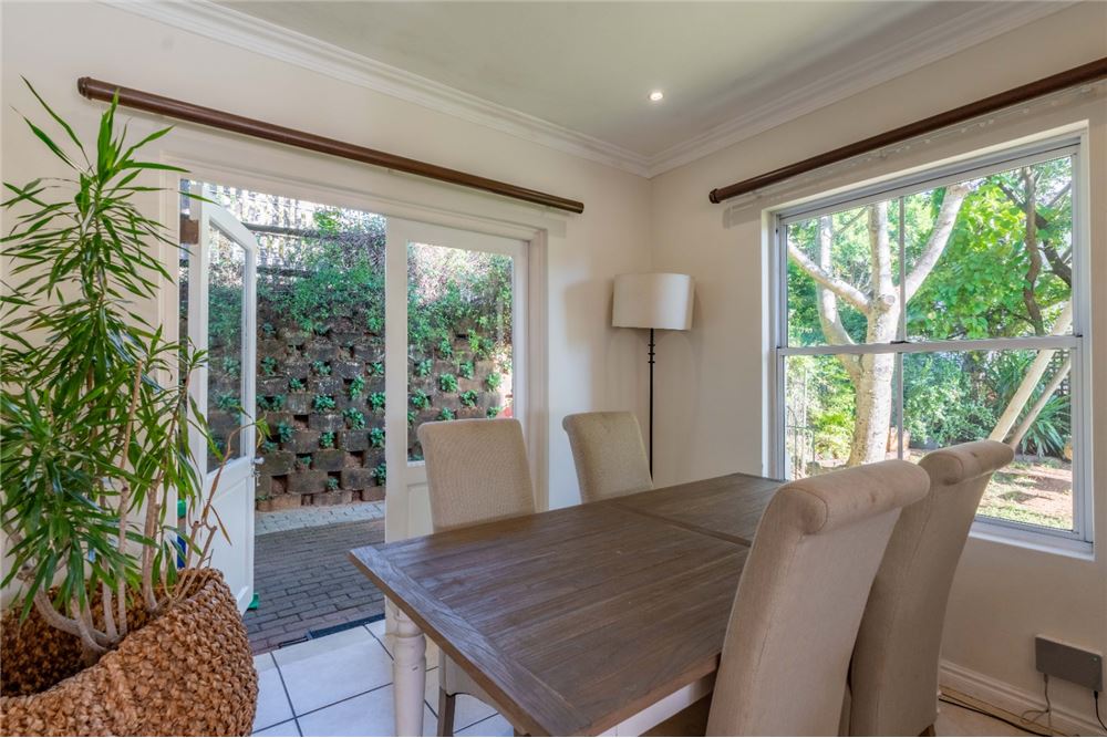 Residential - Townhouse - Mount Edgecombe Country Estate, KwaZulu Natal - South Africa - 10 - 1031465128-15