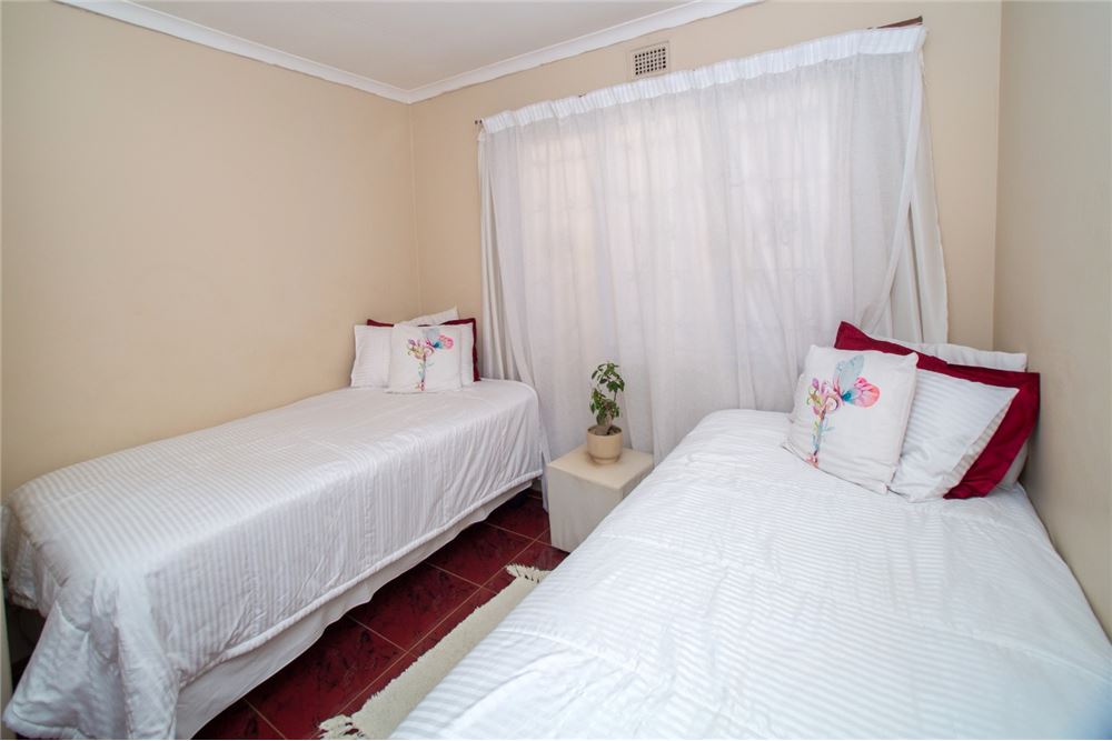 Residential - House - Southgate, KwaZulu Natal - South Africa - 19 - 1031465033-87