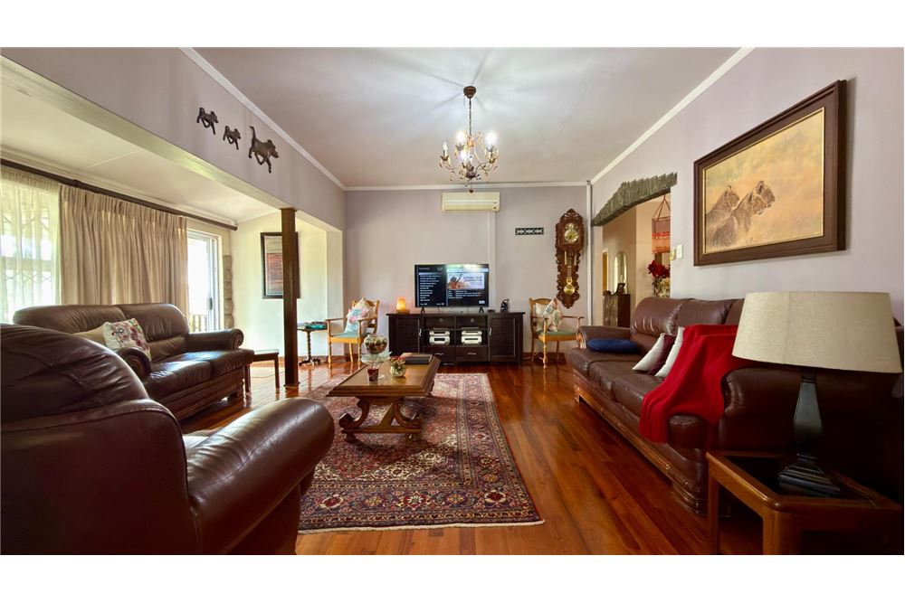 Residential - House - Sherwood, KwaZulu Natal - South Africa - 4 - 1031465139-3