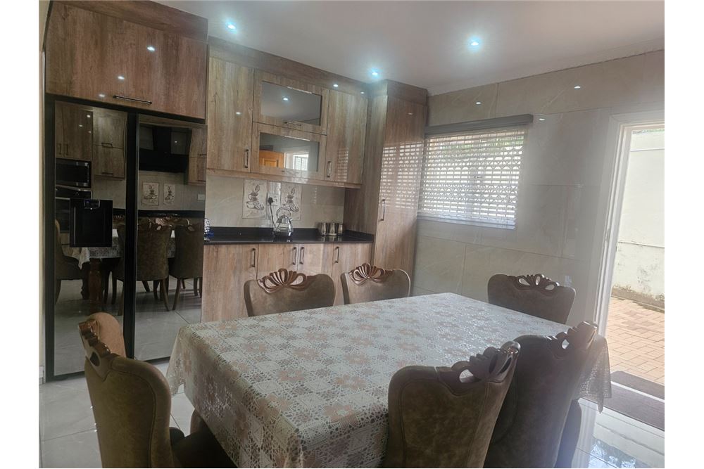 Residential - Townhouse - Mount Edgecombe, KwaZulu Natal - South Africa - 7 - 1031465025-203