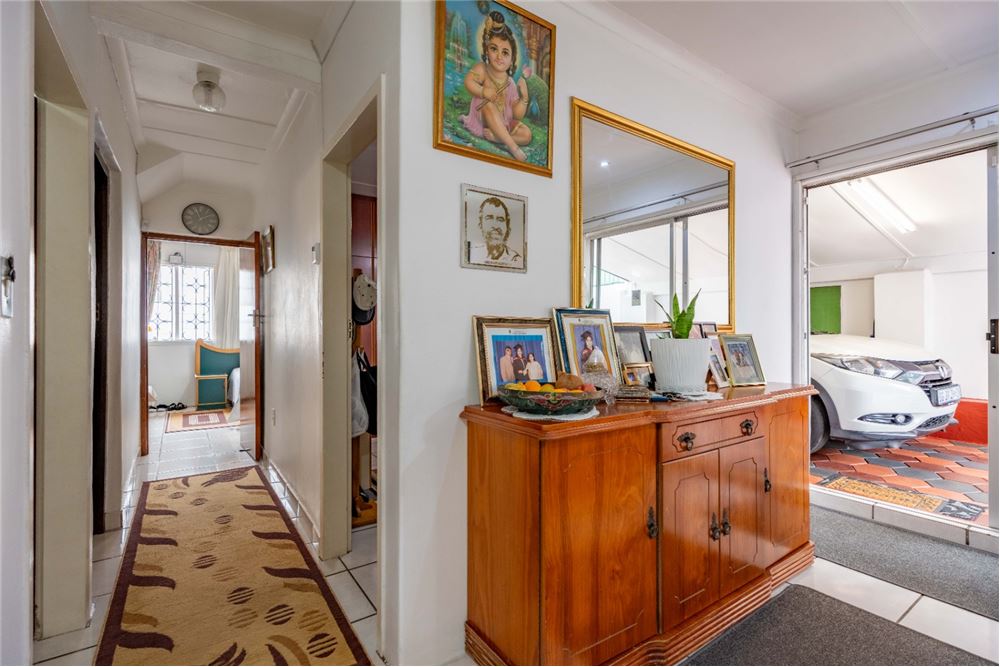 Residential - ਅਲੱਗ ਥਲੱਗ ਬਣਿਆ ਹੋਇਆ ਘਰ - Woodview, KwaZulu Natal - South Africa - 15 - 1031465033-74