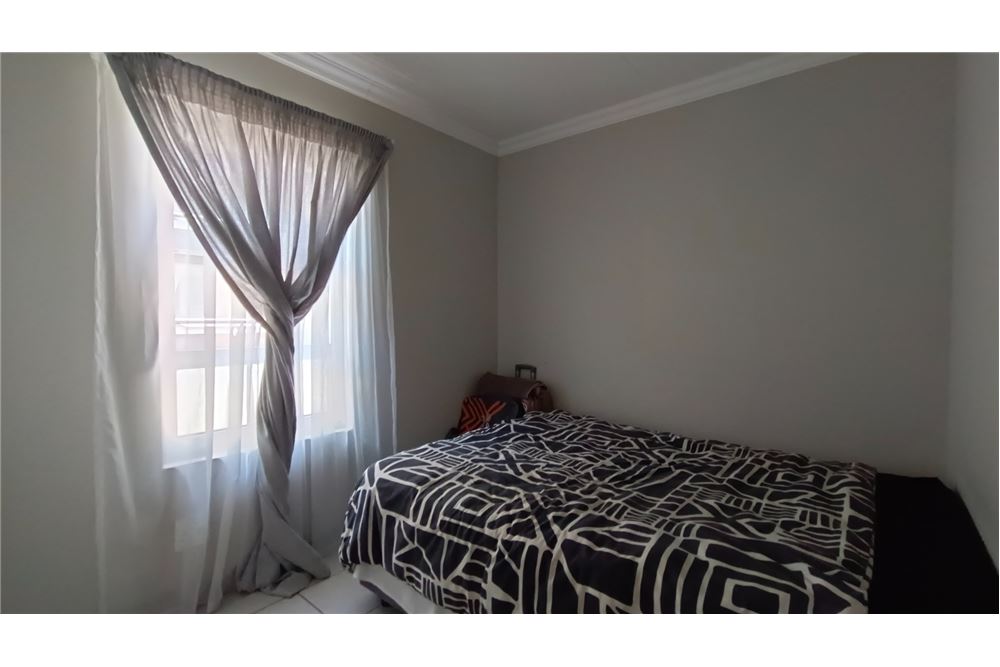 住宅 - 公寓/单元房 - 蒙大拿, Gauteng - South Africa - 15 - 1031414136-32
