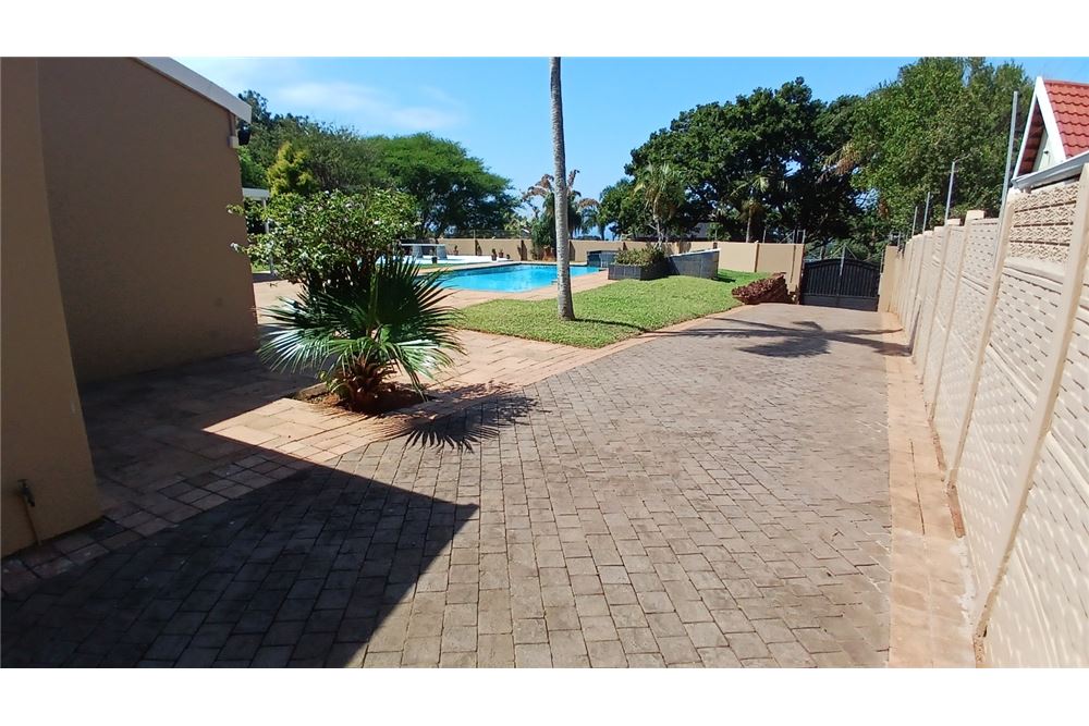 Residential - House - La Lucia, KwaZulu Natal - South Africa - 23 - 1031465129-25
