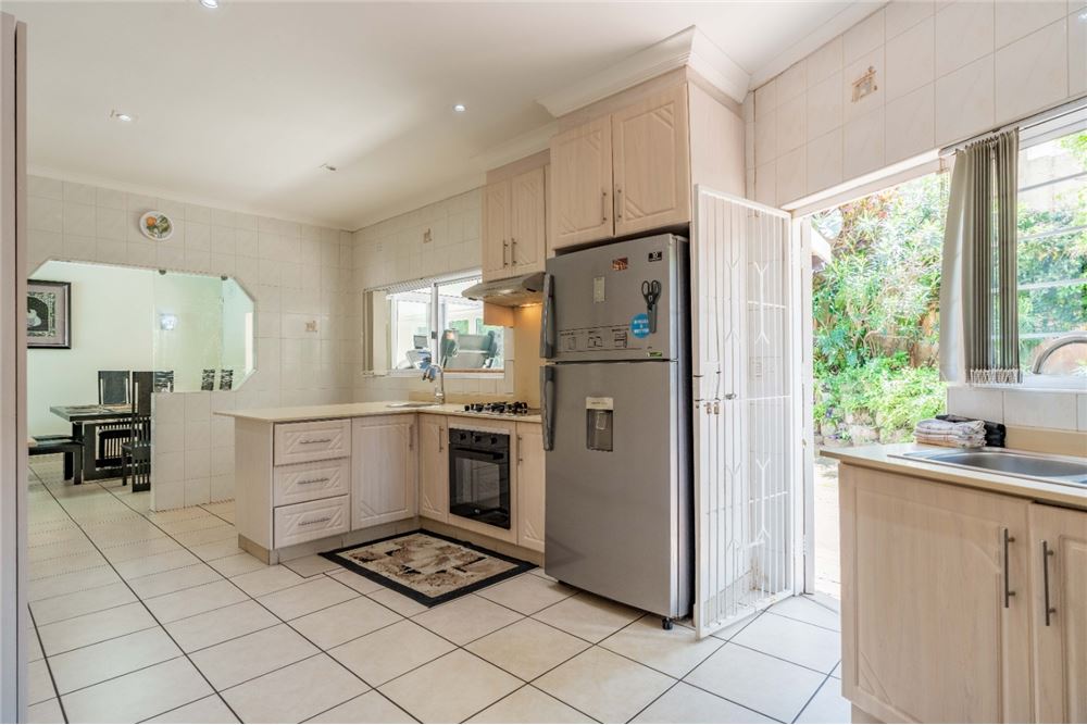 Residential - House - La Lucia, KwaZulu Natal - South Africa - 19 - 1031465022-882