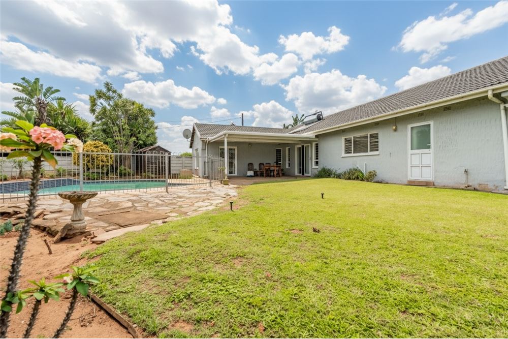 Residential - House - Glen Anil, KwaZulu Natal - South Africa - 3 - 1031465084-339