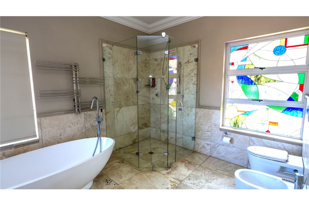 Residential - House - Umhlanga Rocks, KwaZulu Natal - South Africa - 49 - 1031465115-36
