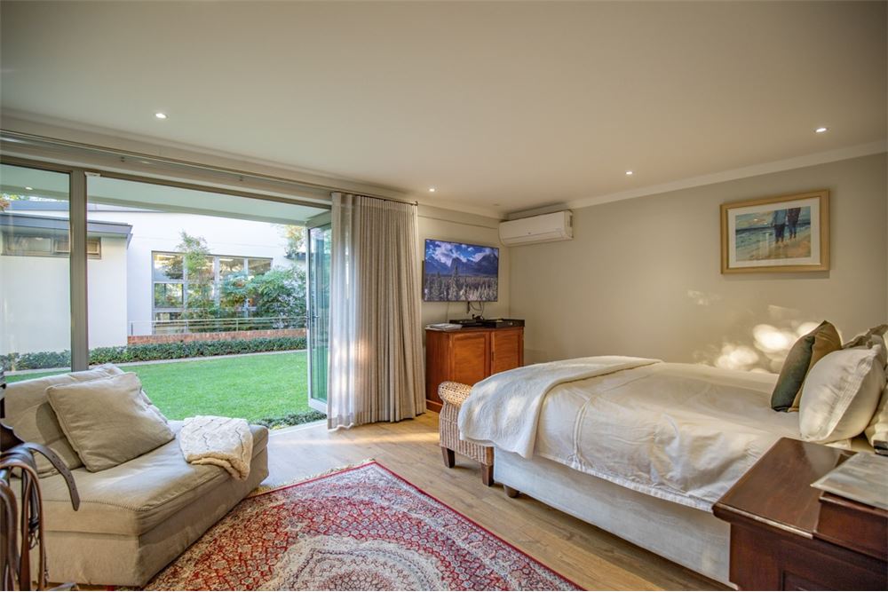 Residential - House - Waterkloof, Gauteng - South Africa - 89 - 1031414150-79