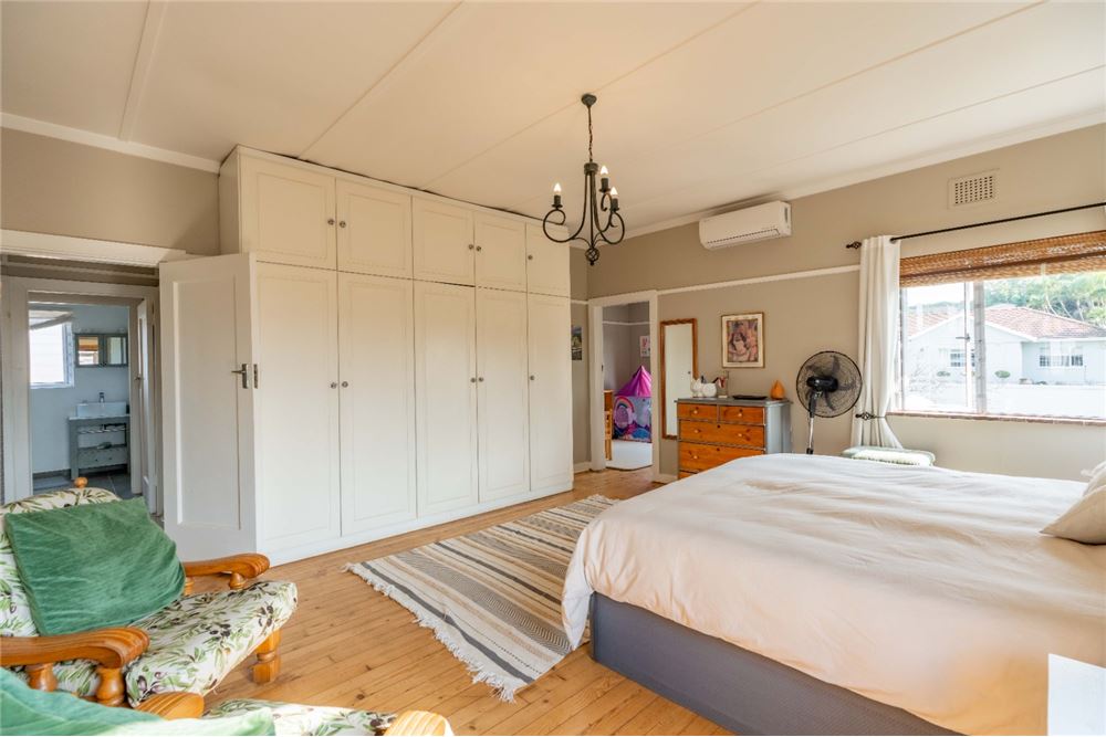 Residential - House - Durban North, KwaZulu Natal - South Africa - 19 - 1031465128-18