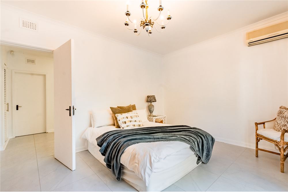 Residential - House - Westville Central, KwaZulu Natal - South Africa - 22 - 1031465101-131