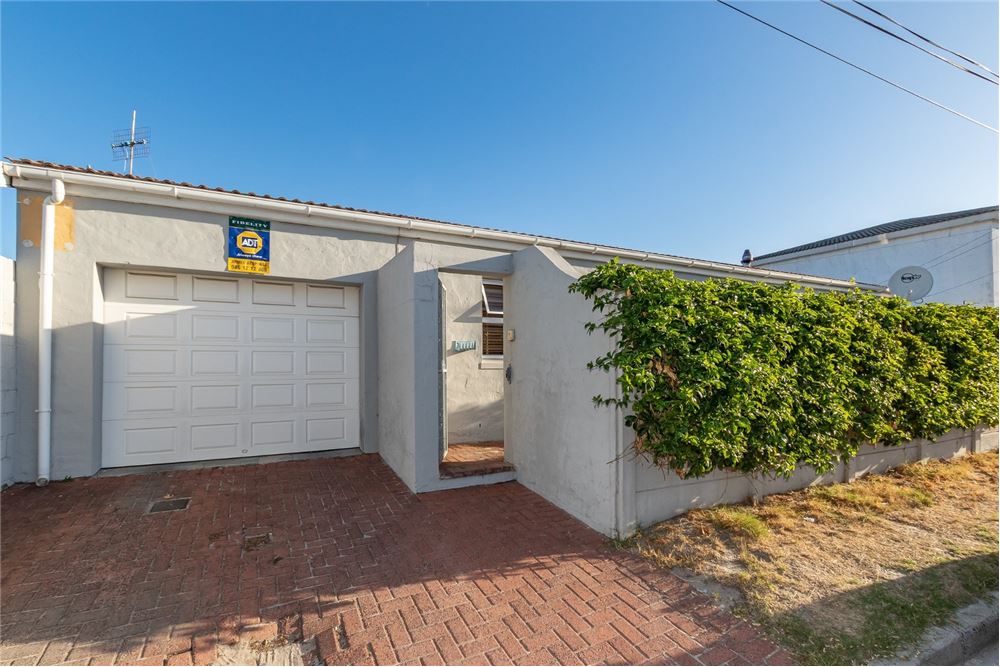 Residential House Belgravia, Western Cape South Africa 10313442142 , RE/MAX Global