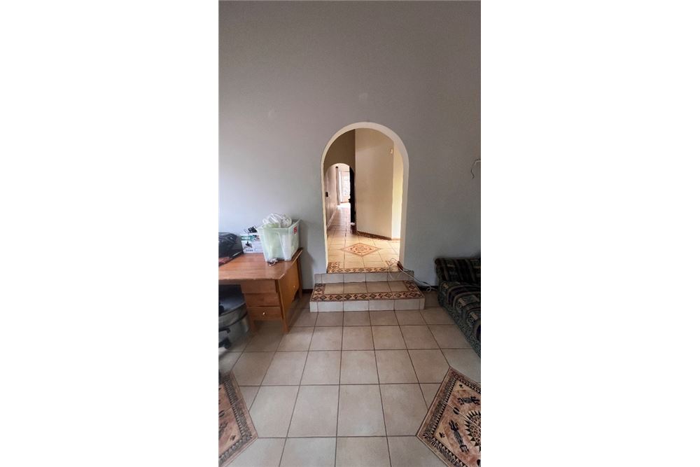 Residencial - Casa - Ninapark, Gauteng - South Africa - 14 - 1031414112-34