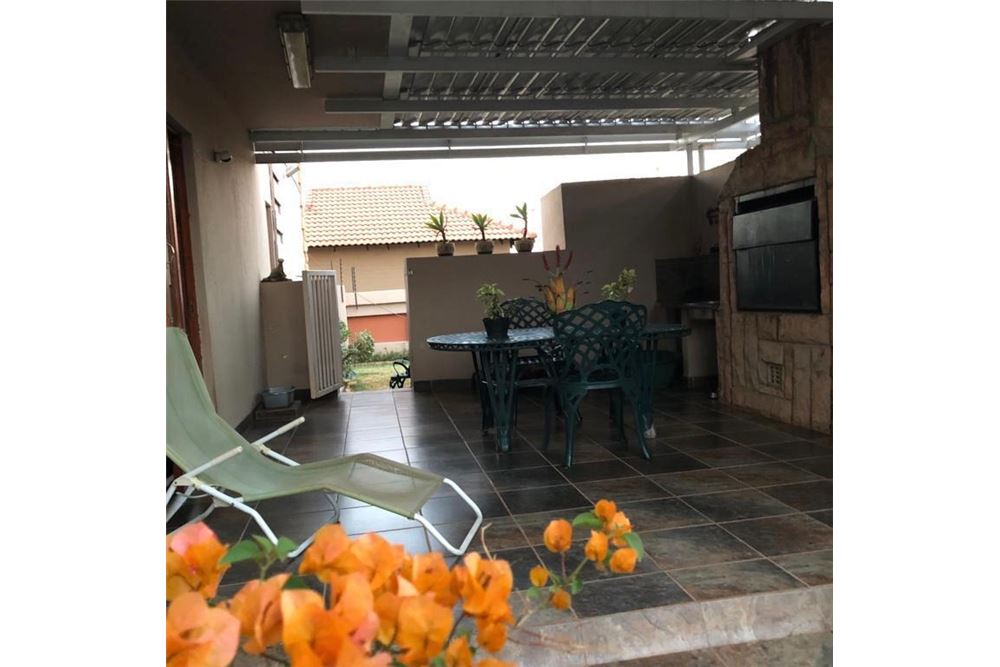 Residential - ਅਲੱਗ ਥਲੱਗ ਬਣਿਆ ਹੋਇਆ ਘਰ - Birdswood, KwaZulu Natal - South Africa - 24 - 1031416004-548