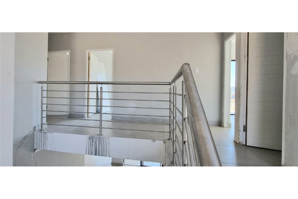 Gyvenamasis - Namas - Everglades Estate, North West - South Africa - 10 - 1031416049-44