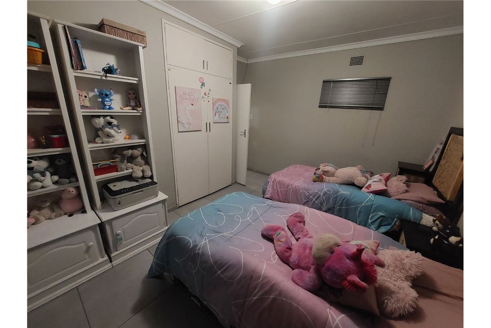 Residential - हाउस - Vanderbijlpark SW 5, Gauteng - South Africa - 27 - 1031010012-83