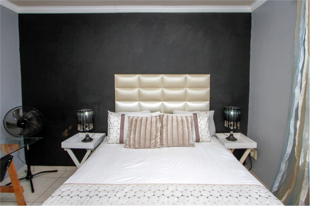 Residential - House - La Lucia, KwaZulu Natal - South Africa - 78 - 1031465115-30