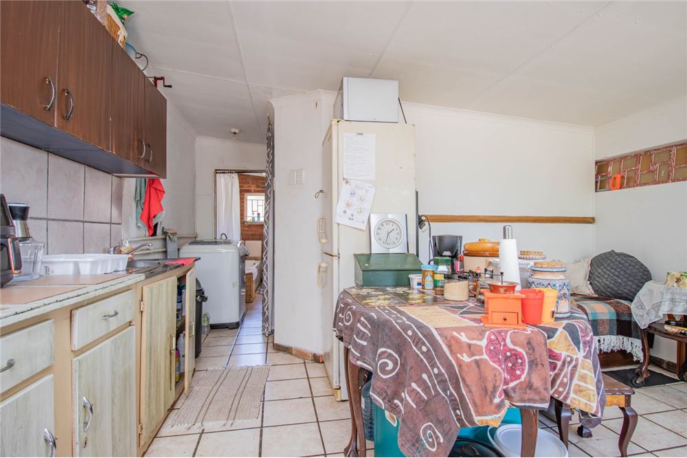 Rezidential - Case/Vile - Ifafi, North West - South Africa - 22 - 1031416001-610