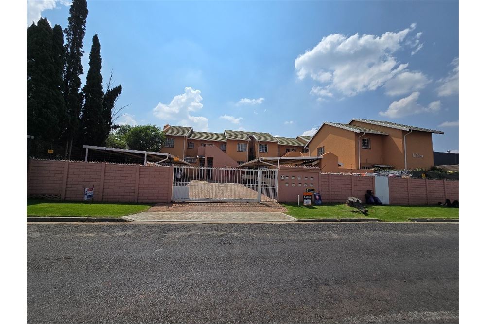 Gyvenamasis - Butas - Alberton North, Gauteng - South Africa - 2 - 1031421002-264