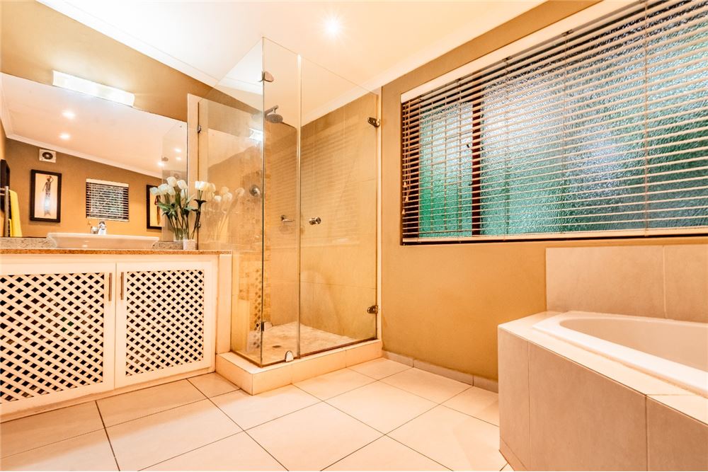 Residential - House - Westville Central, KwaZulu Natal - South Africa - 23 - 1031465101-134