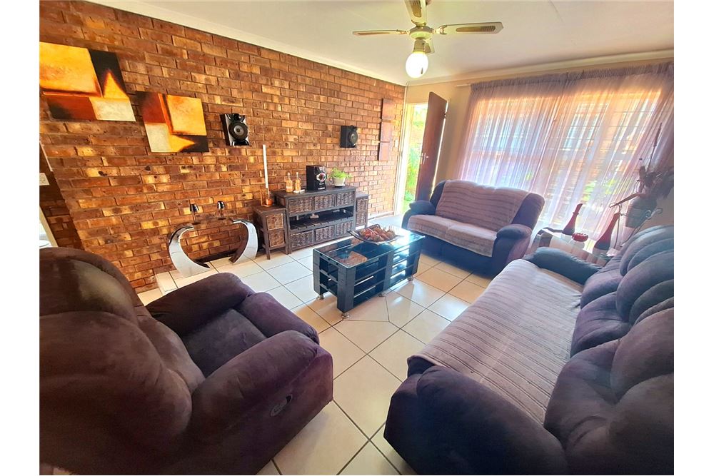 住宅 - 联排别墅 - Quellerie Park, Gauteng - South Africa - 7 - 1031444159-83