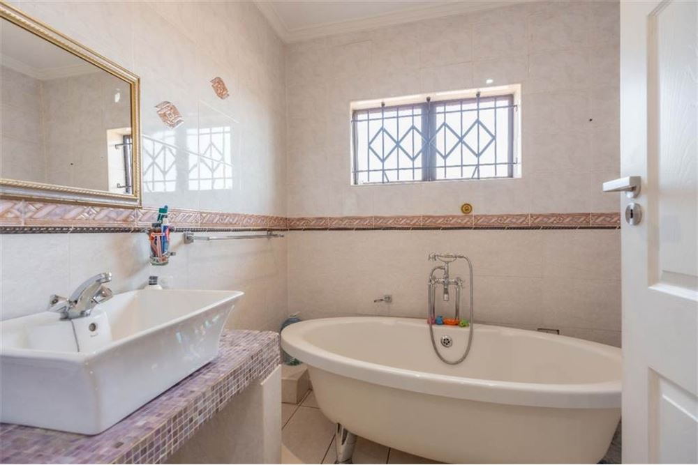 Residential - House - Prestondale, KwaZulu Natal - South Africa - 18 - 1031465113-33