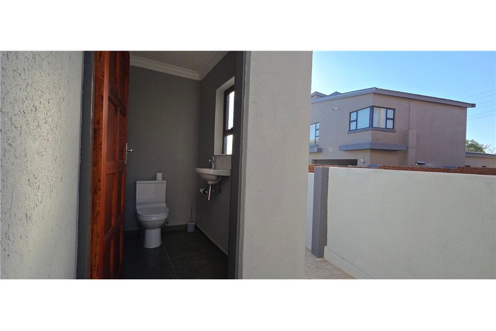 Residencial - Casa - Roodepark Eco Estate, Gauteng - South Africa - 59 - 1031414140-38