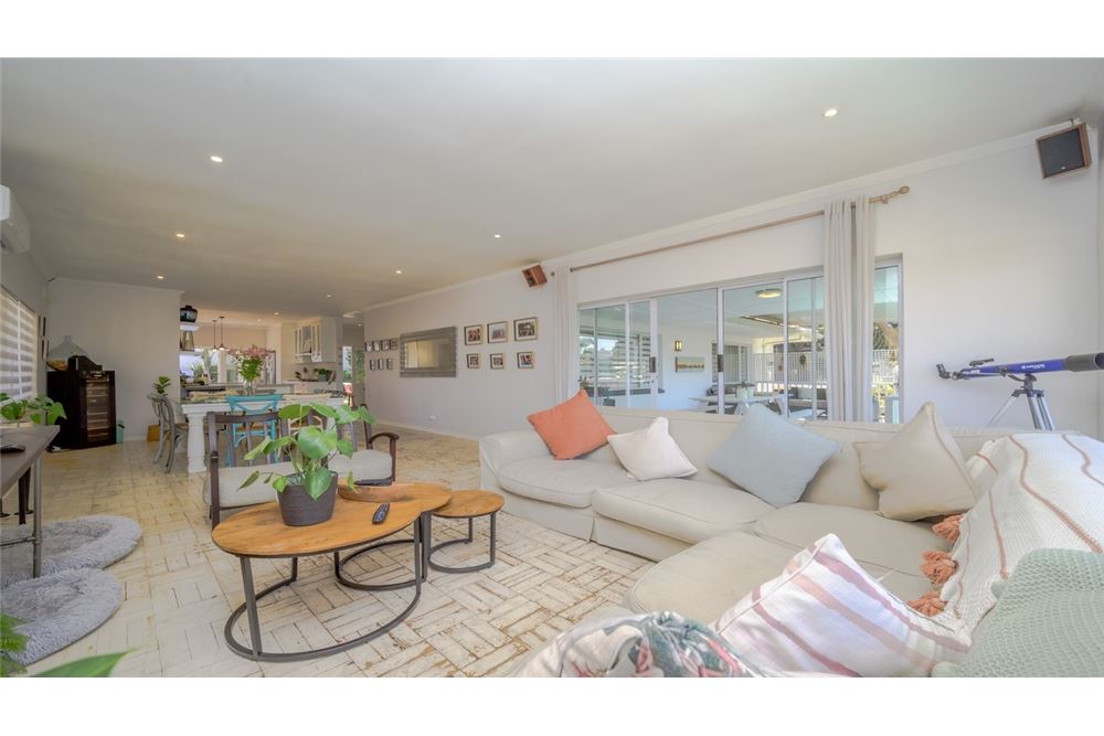 Residential - House - Glenashley, KwaZulu Natal - South Africa - 17 - 1031465034-90