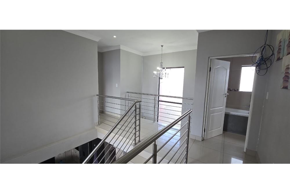 Residencial - Casa - Zambezi Manor Lifestyle Estate, Gauteng - South Africa - 12 - 1031414140-40