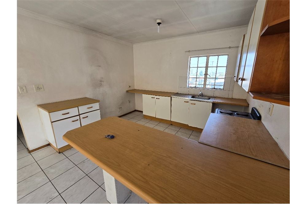 Gyvenamasis - Butas - Alberton North, Gauteng - South Africa - 5 - 1031421002-264