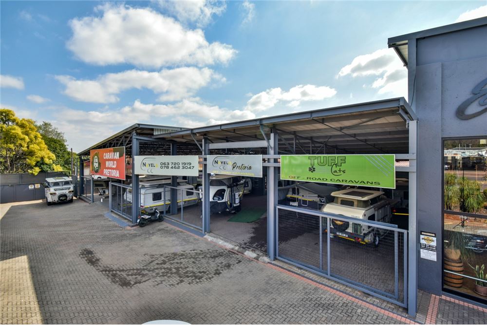 Comercial - Comercio/Tienda - Montana, Gauteng - South Africa - 2 - 1031414088-136