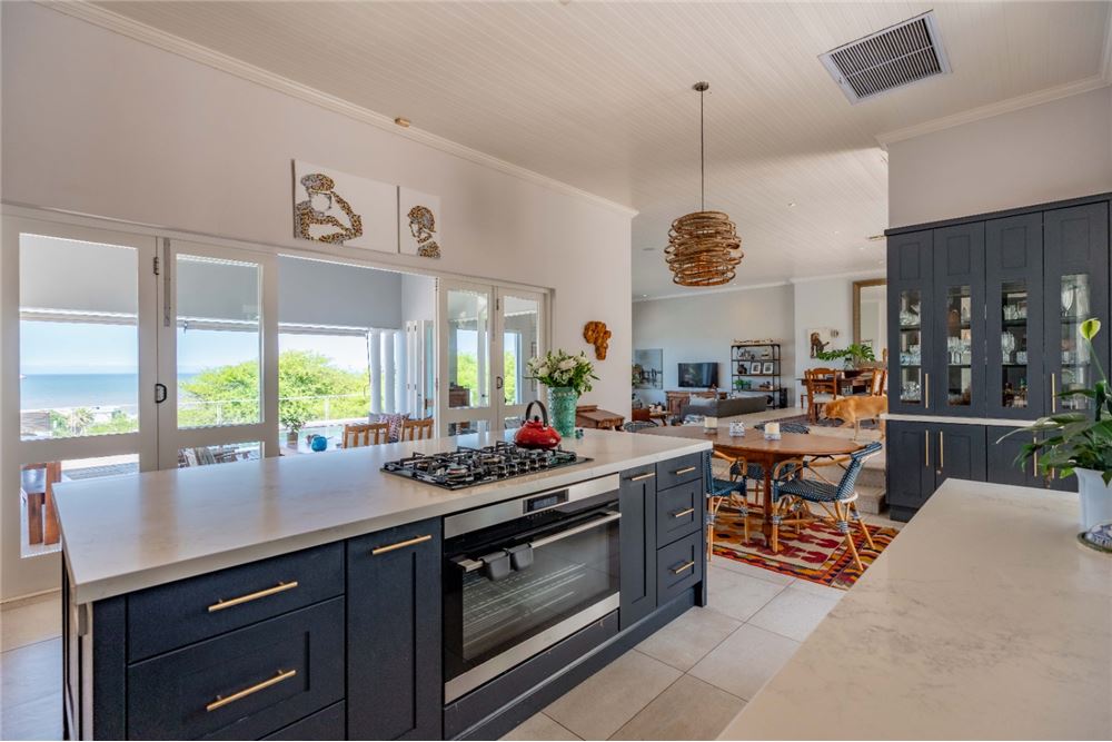 Residential - House - Umhlanga Rocks, KwaZulu Natal - South Africa - 15 - 1031465036-154