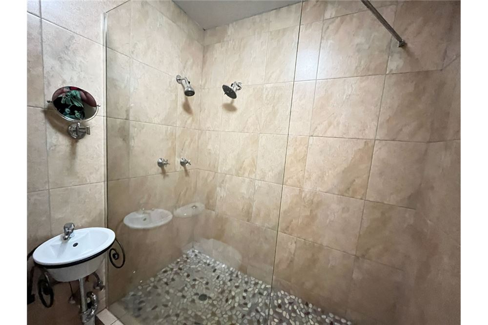 באזור מגורים - דירה - Lyttelton Manor, Gauteng - South Africa - 14 - 1031393029-191