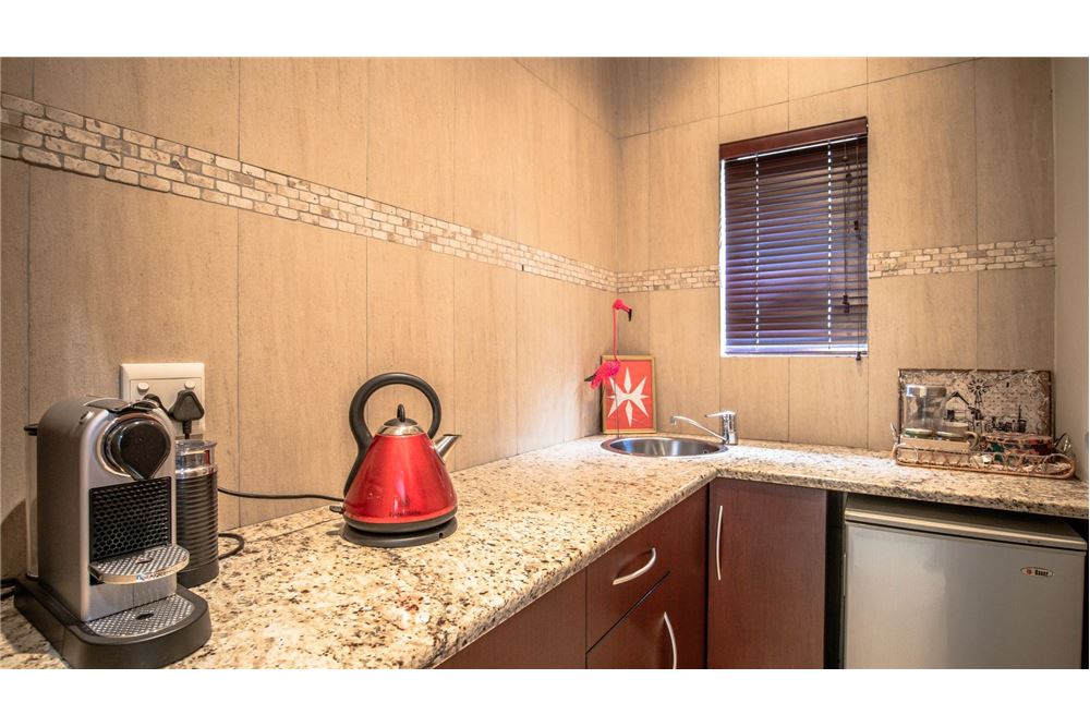 Residenziale - Casa - Magalieskruin, Gauteng - South Africa - 75 - 1031414142-43