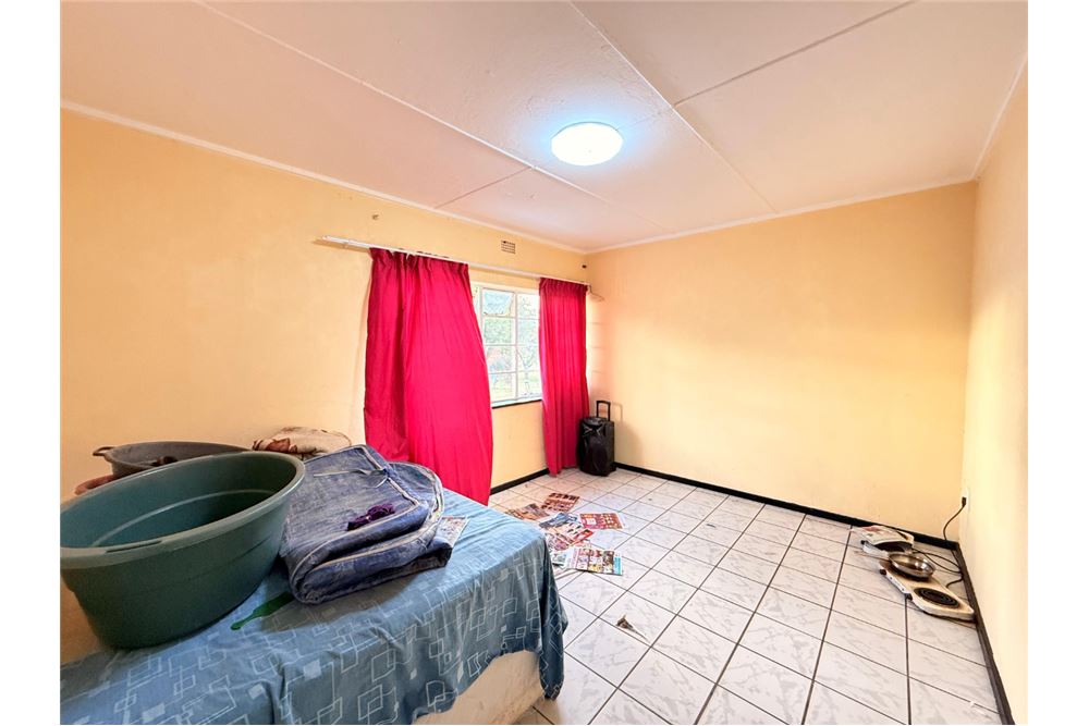 Residential - Αυτόνομη κατοικία - Crown Gardens, Gauteng - South Africa - 21 - 1031421166-38