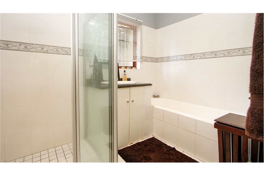 Residential - House - Glenashley, KwaZulu Natal - South Africa - 30 - 1031465029-138