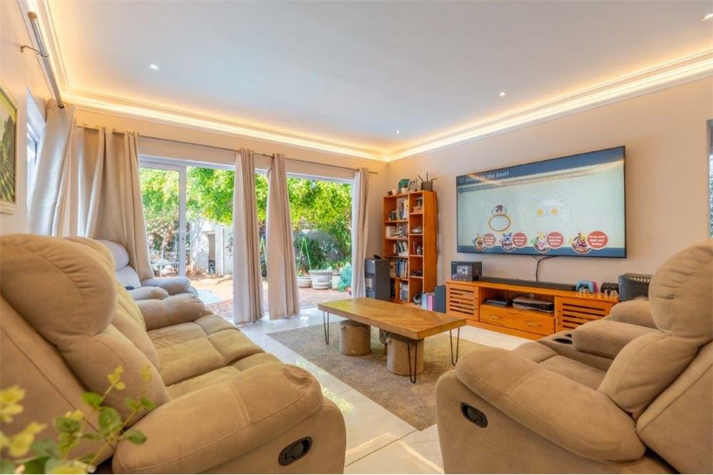 Residential - House - Glenwood, KwaZulu Natal - South Africa - 9 - 1031465084-289