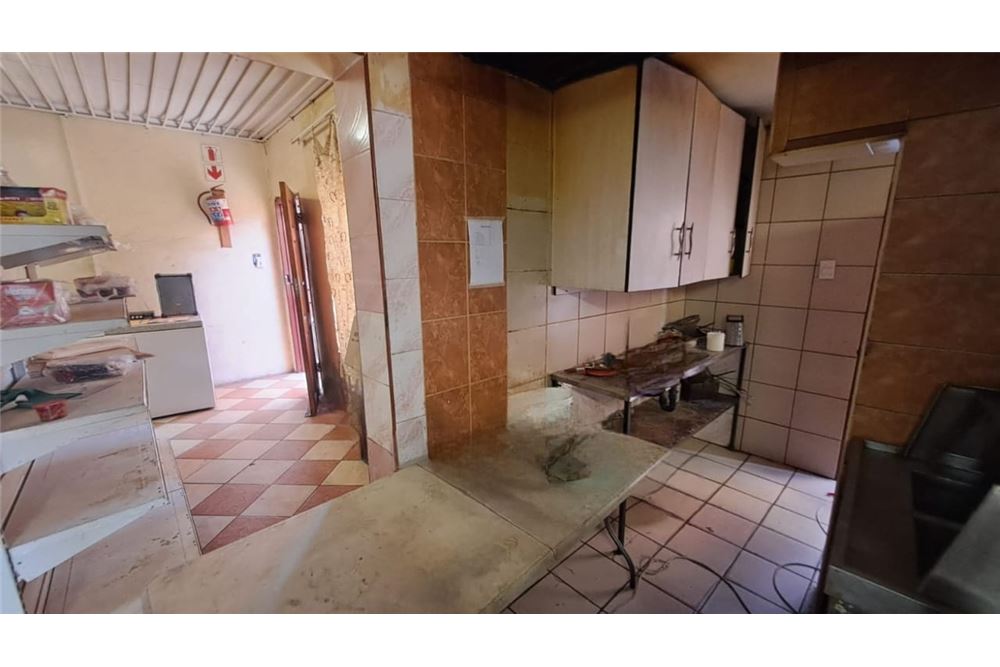 Commercio - Commerciale/Negozi - Lotus Gardens, Gauteng - South Africa - 9 - 1031414126-59