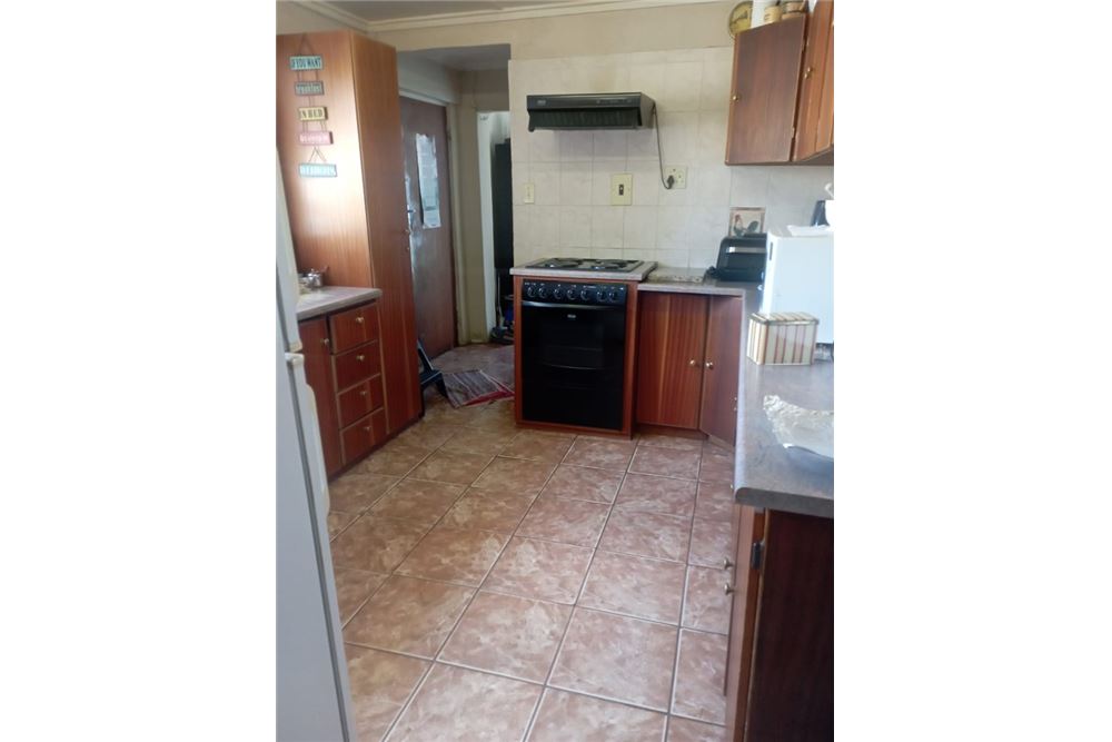 Residential - 주택 - Tweespruit, Free State - South Africa - 20 - 1031417002-272