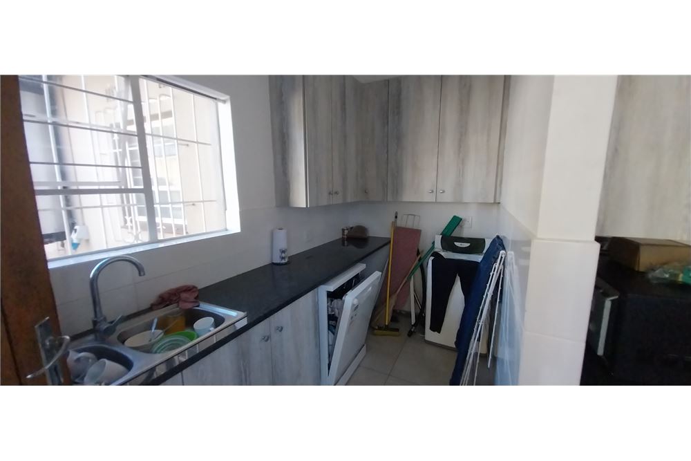 Dzīvojamais - Savrupmāja - Brackenhurst, Gauteng - South Africa - 24 - 1031421052-250