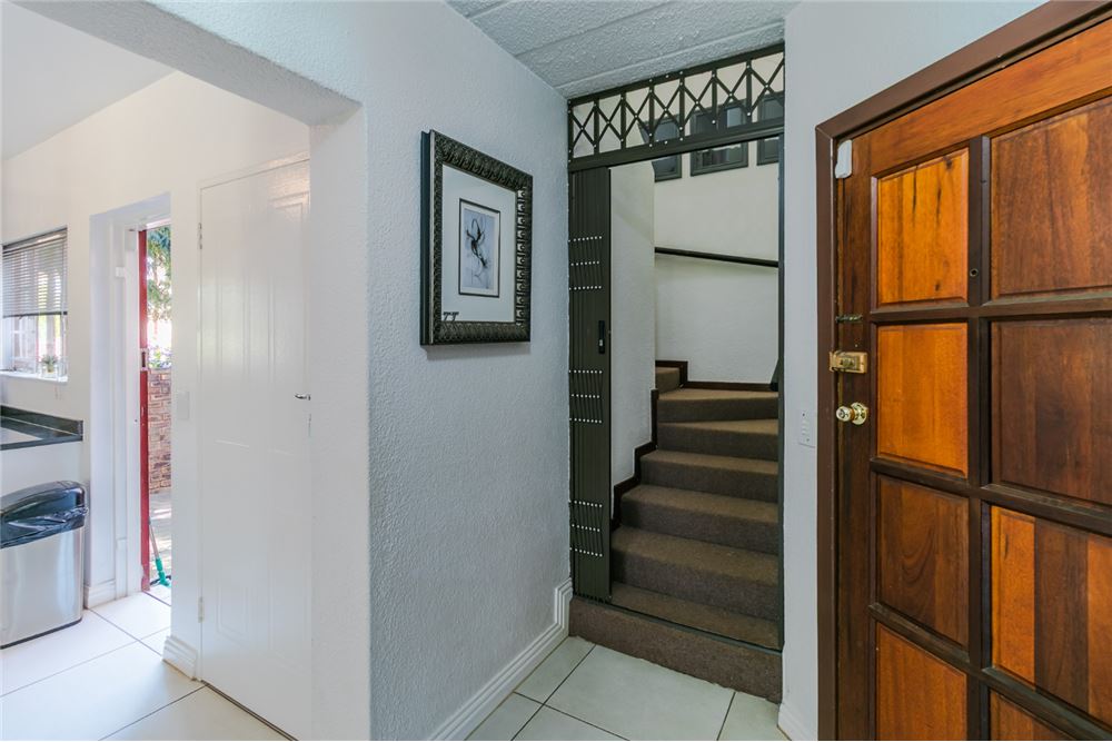 Residential - Rumah Bandar - Boskruin, Gauteng - South Africa - 12 - 1031444163-40