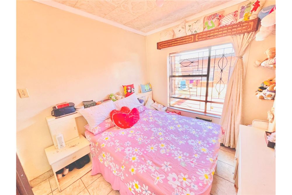 Residencial - Casa - Eersterust, Gauteng - South Africa - 22 - 1031414137-43