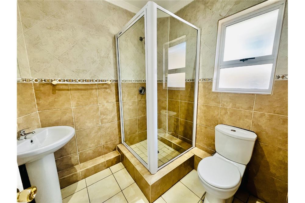 Residential - Townhouse - Mount Edgecombe, KwaZulu Natal - South Africa - 14 - 1031465109-78