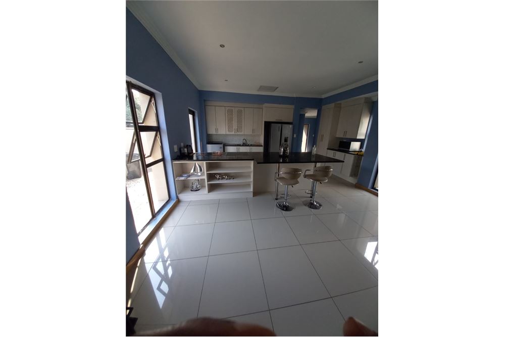 Residencial - Casa - Leloko Lifestyle and Eco Estate, North West - South Africa - 9 - 1031414112-30