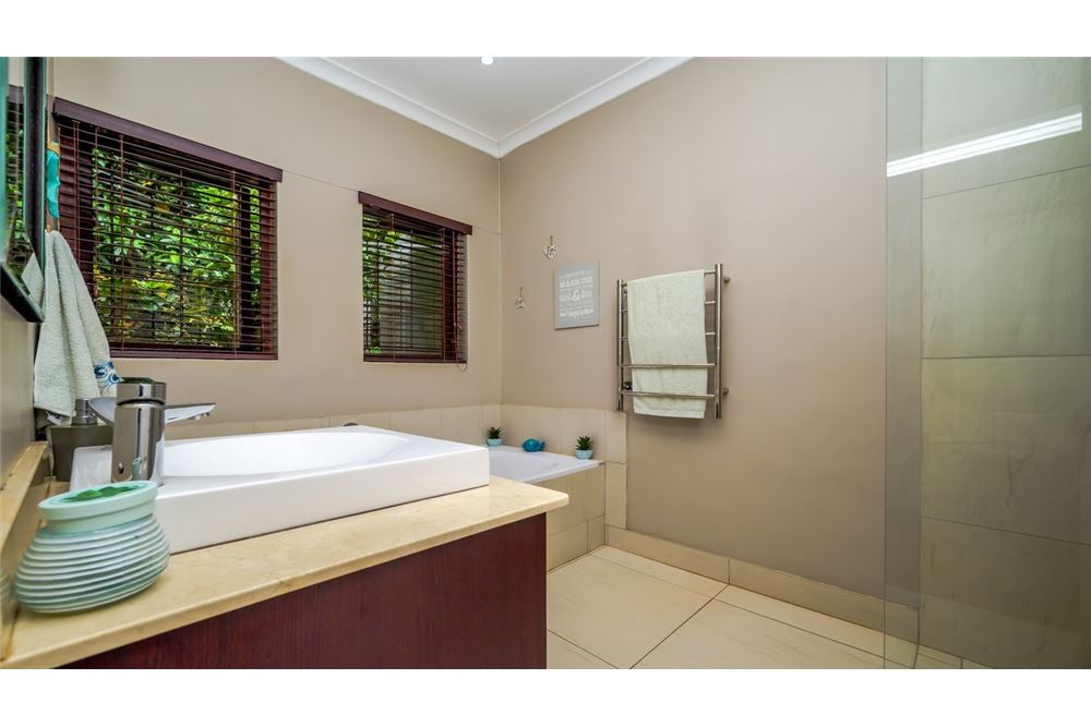 Residential - House - Durban North, KwaZulu Natal - South Africa - 28 - 1031465034-88