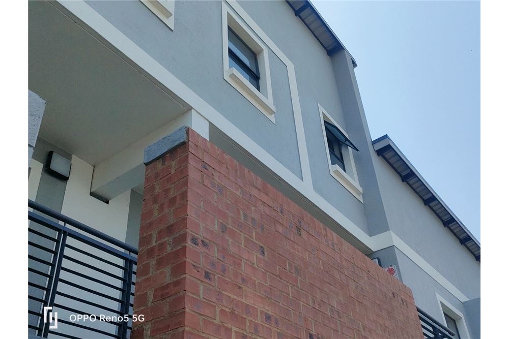 Residenziale - Appartamento - Montana, Gauteng - South Africa - 4 - 1031414142-59